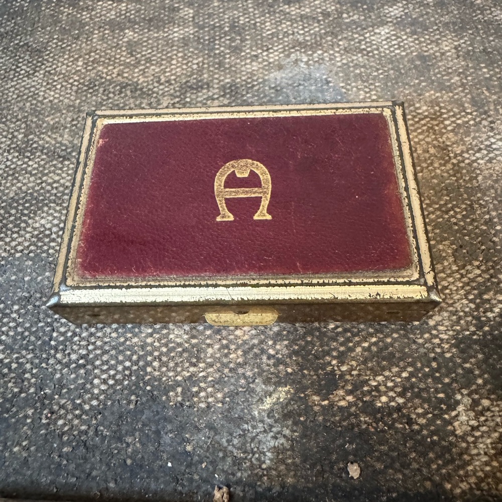 Vintage unisex Etienne Aigner pill box